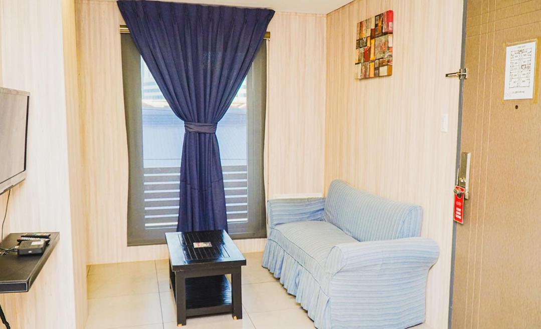 Jade Hotel And Suites Makati City Bagian luar foto