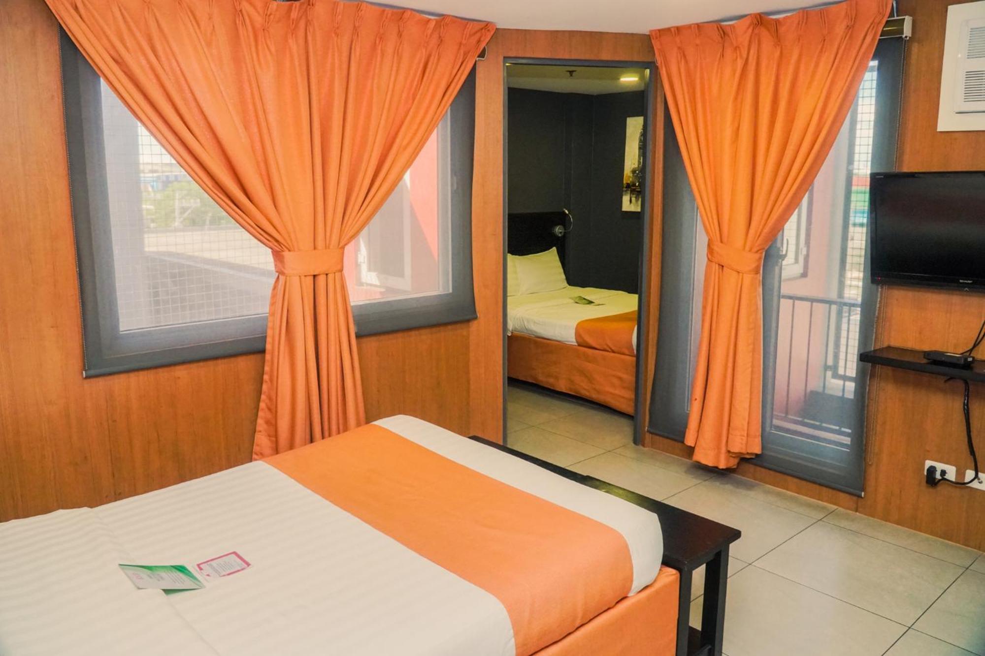 Jade Hotel And Suites Makati City Bagian luar foto