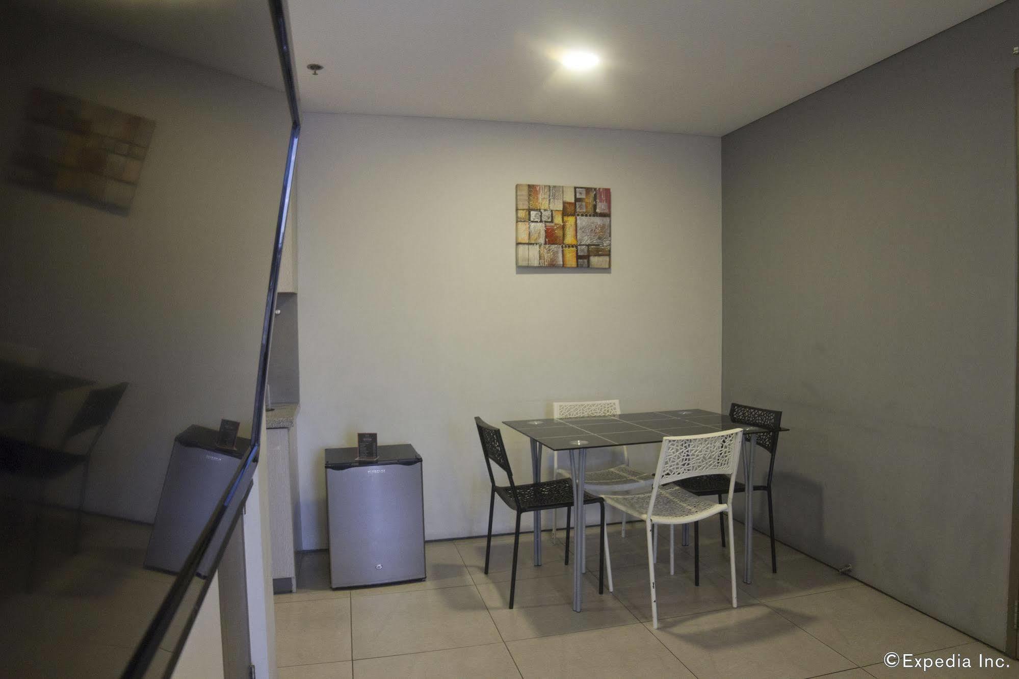Jade Hotel And Suites Makati City Bagian luar foto