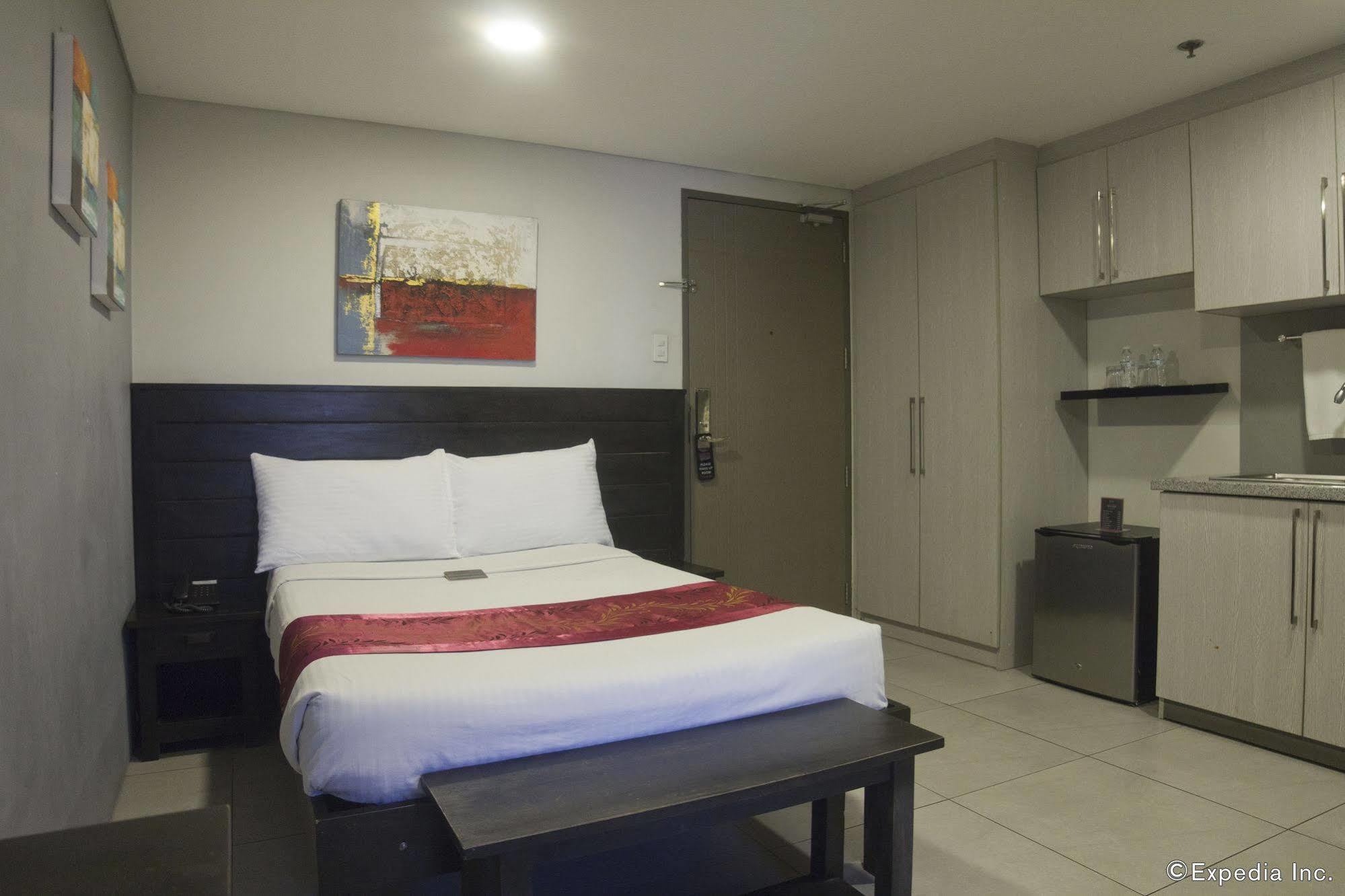 Jade Hotel And Suites Makati City Bagian luar foto